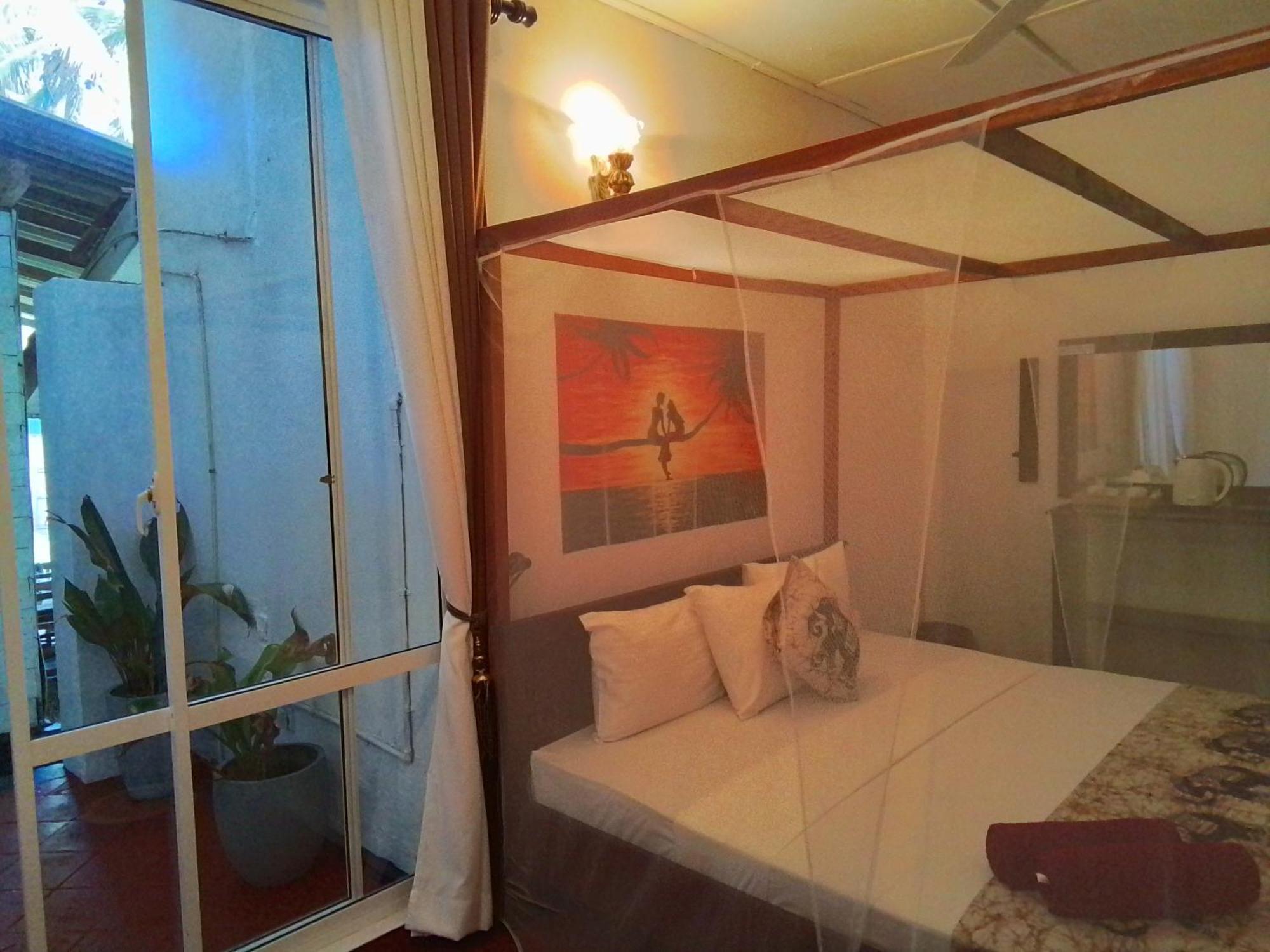 Villa Sunny Days Hikkaduwa Exterior foto